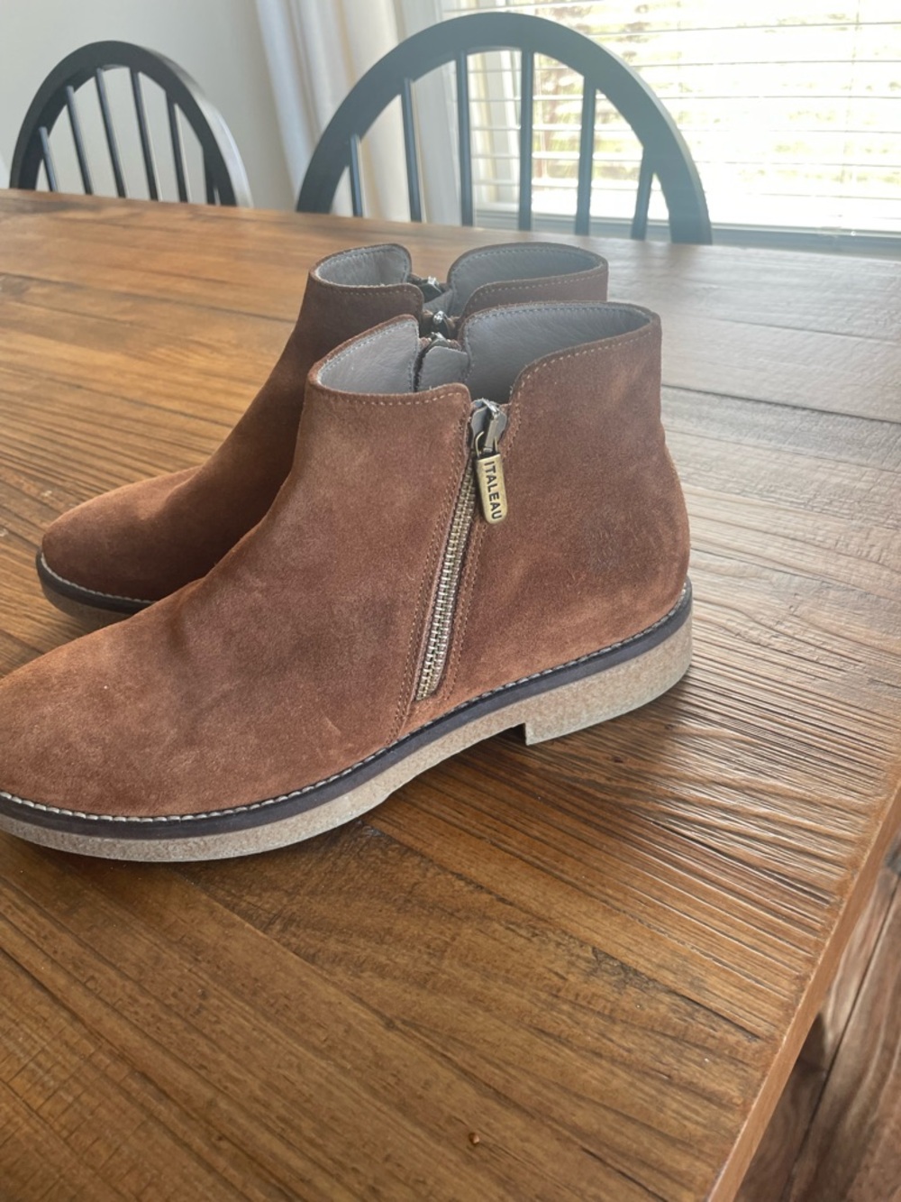 Italeau Chestnut Suede Side-Zip Ankle Booties hand made - Picture 3 of 8